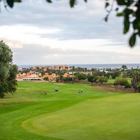 Chocolate בית נופש *